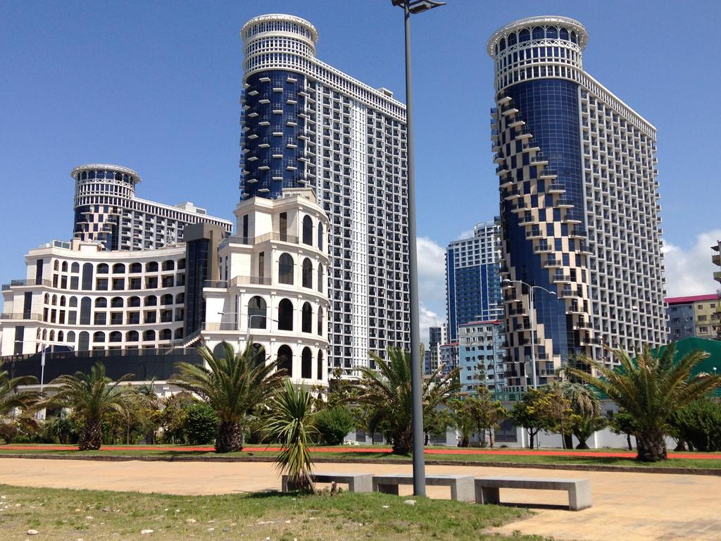 Apart Hotel Orbi Sea Towers Батуми Екстериор снимка