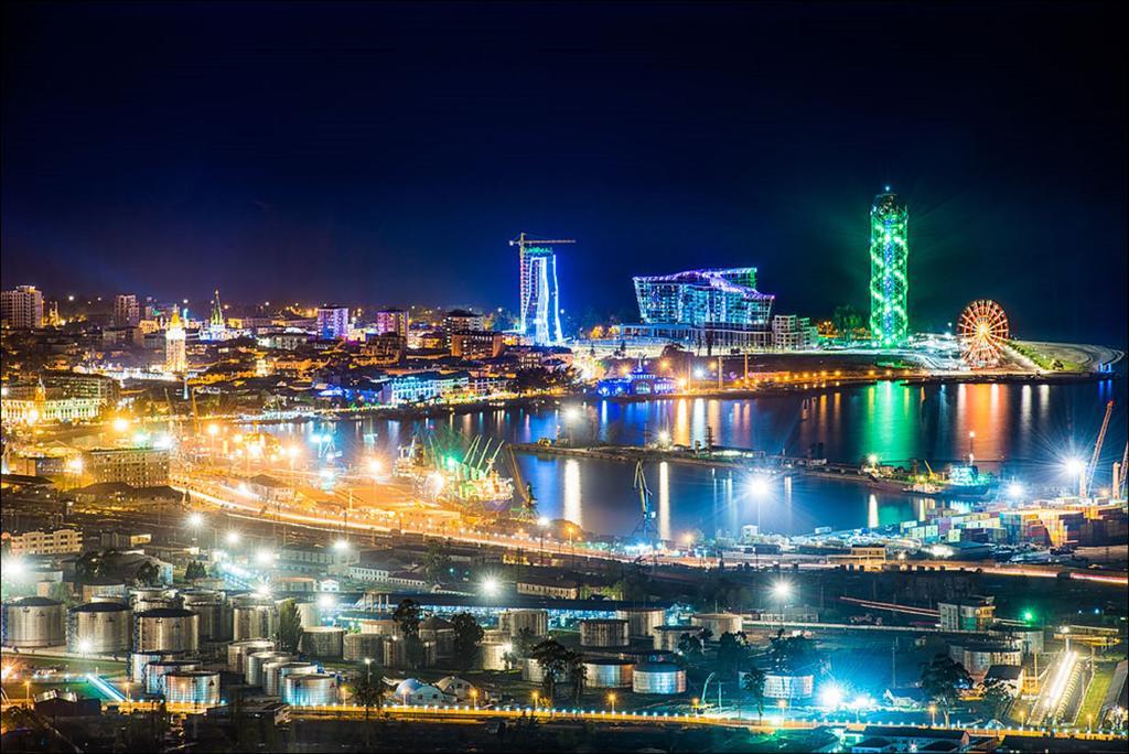 Apart Hotel Orbi Sea Towers Батуми Екстериор снимка